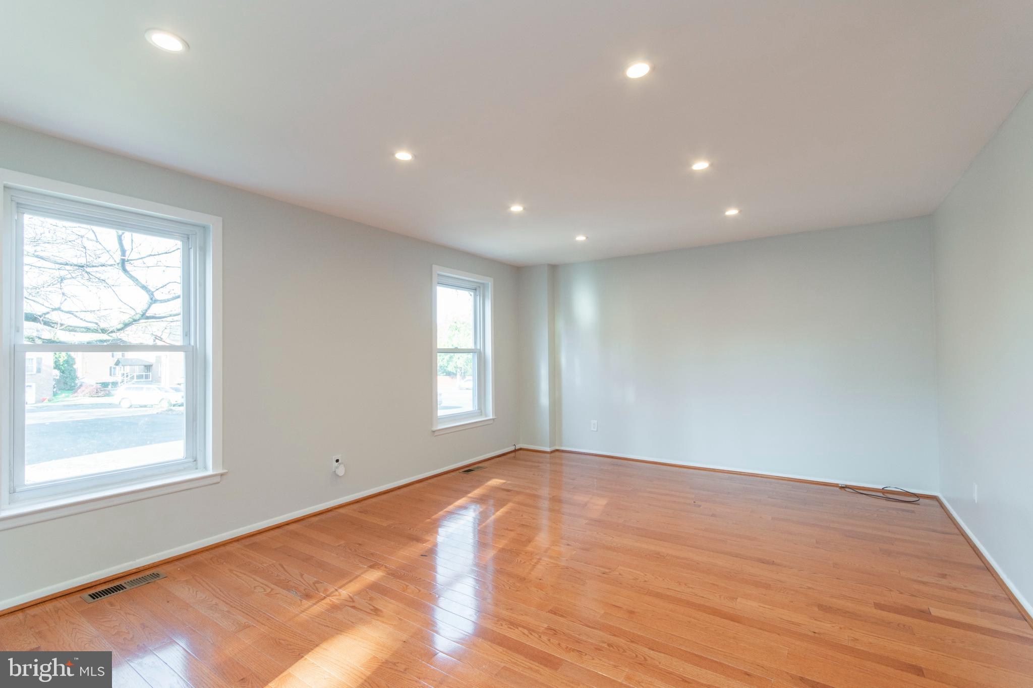 107 Rennard Terrace Philadelphia, PA 19116 - Photo 18 of 35 Gallery Image 18