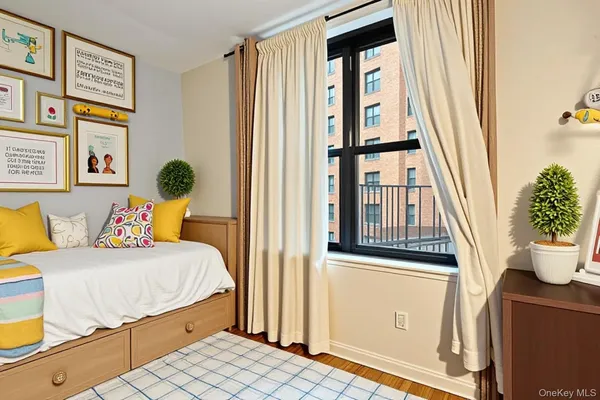 $329,000 | 139-15 83rd Avenue, Unit 330 | Briarwood