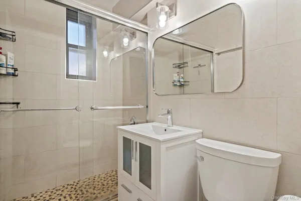 $329,000 | 139-15 83rd Avenue, Unit 330 | Briarwood