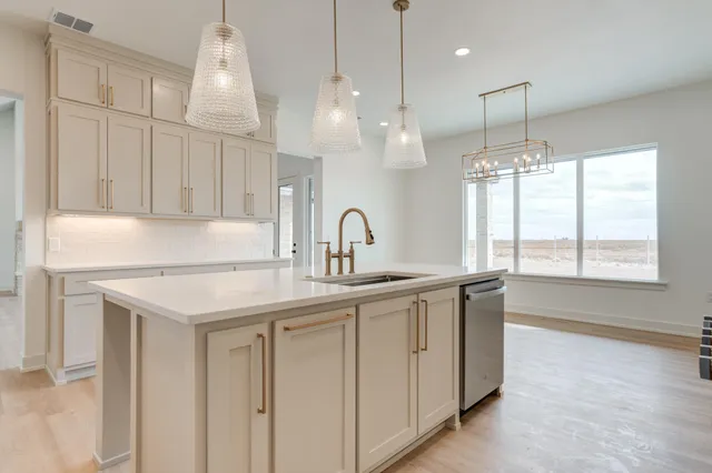 $725,000 | 3537 Quail Hollow Road, Ropesville, TX 79358