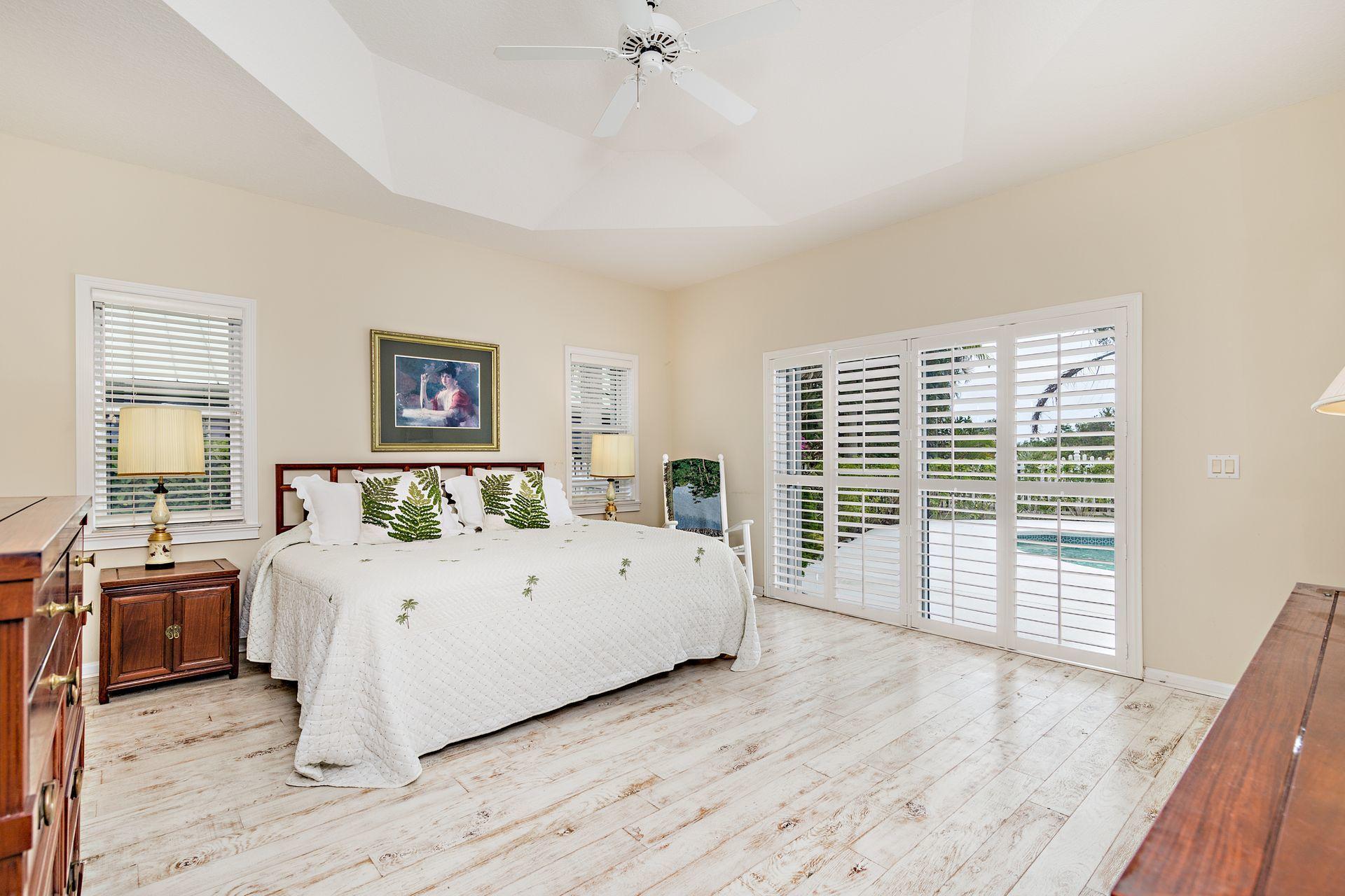 32 Coconut Lane Tequesta, FL 33469 - Photo 14 of 33 14