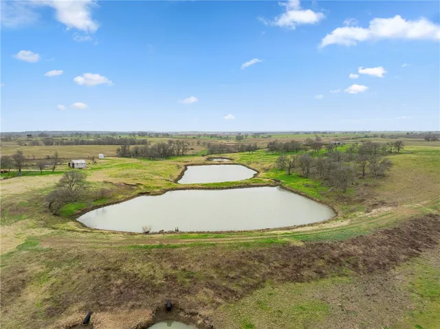 $1,358,275 | 2061 Fm 1445, Cameron, TX 76520