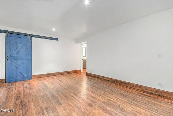 $375,000 | 3 Overlook Court, Johnson City, TN 37604