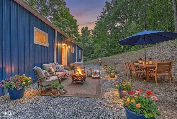 $375,000 | 3 Overlook Court, Johnson City, TN 37604