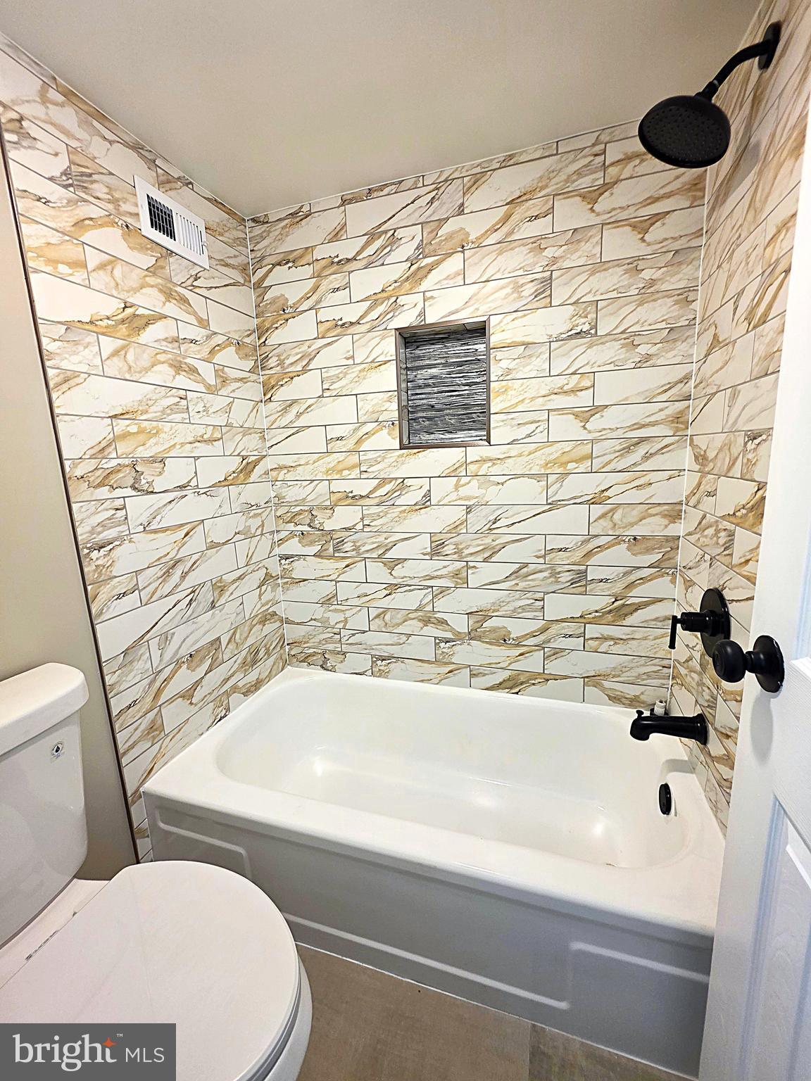 1836 Metzerott Road, Unit 706 Hyattsville, MD 20783 - Photo 28 of 37
