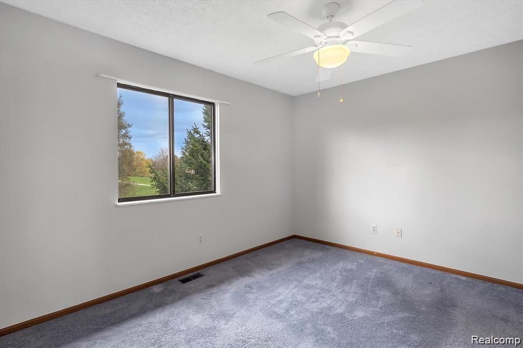 957 East Davis Road Howell, MI 48843 - Photo 13 of 30
