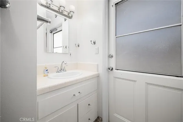 $1,985,000 | 1135 Catalina Avenue, Seal Beach, CA 90740