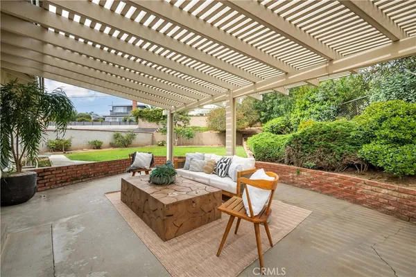 $1,985,000 | 1135 Catalina Avenue, Seal Beach, CA 90740