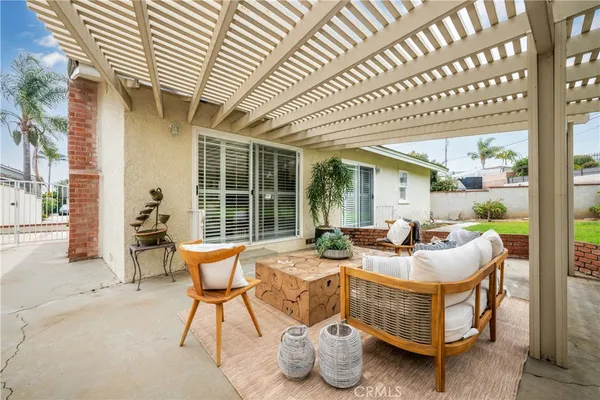 $1,985,000 | 1135 Catalina Avenue, Seal Beach, CA 90740