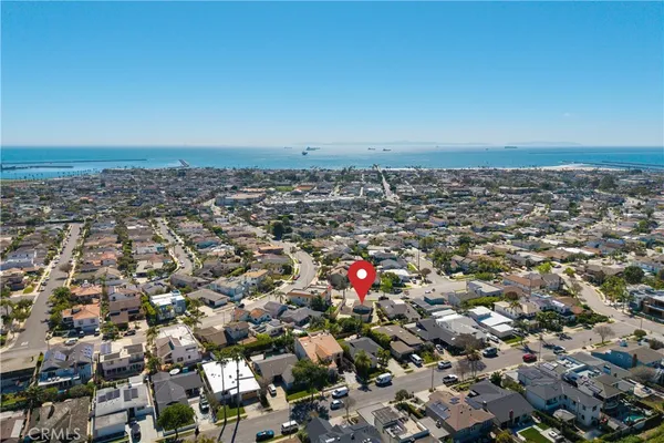 $1,985,000 | 1135 Catalina Avenue, Seal Beach, CA 90740