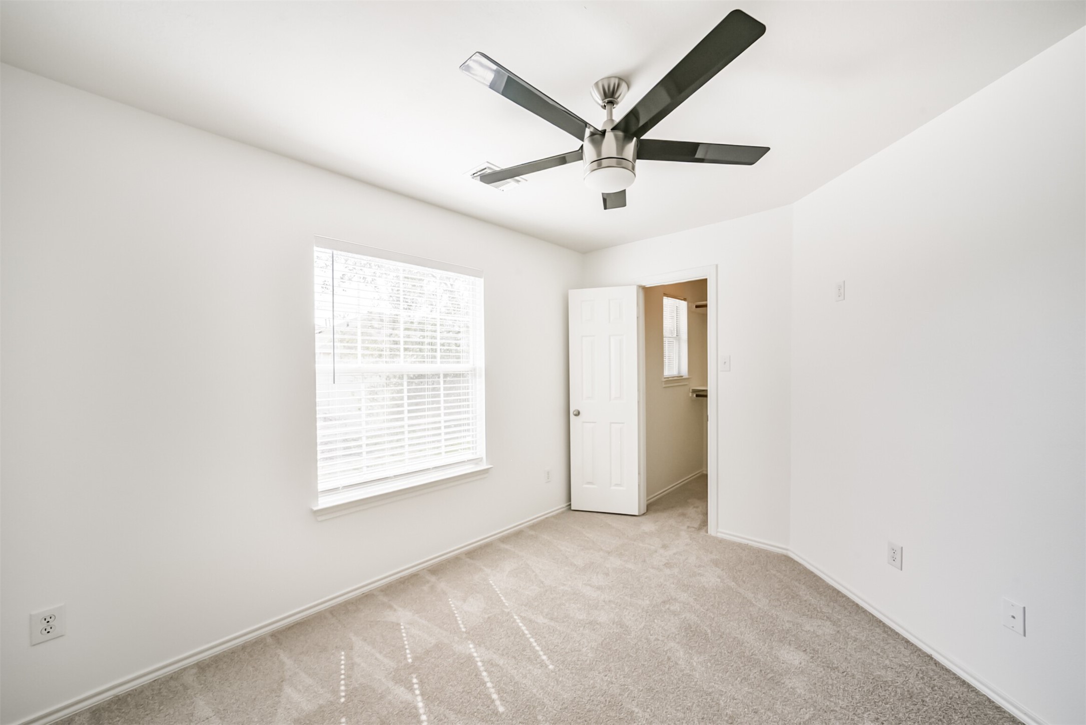 11823 Keystone Spring Way Houston, TX 77089 - Photo 13 of 14