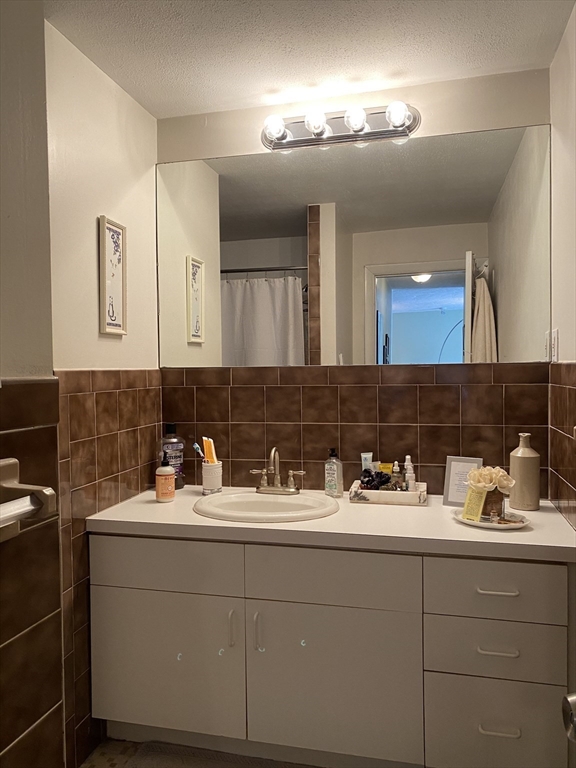 32 Hamilton Road, Unit 107 Arlington, MA 02474 - Photo 11 of 13