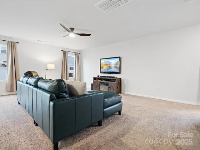 $300,000 | 709 Daniel Lane, Richburg, SC 29729