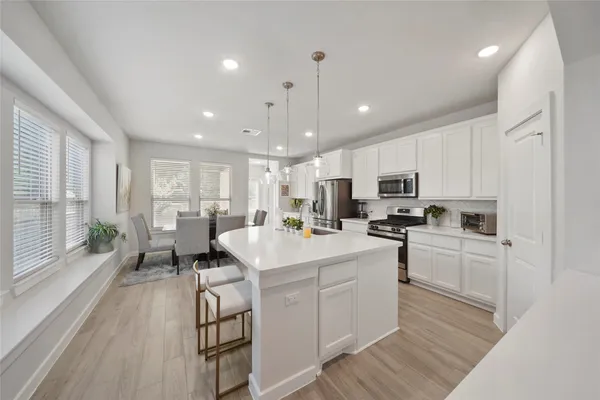 $417,500 | 169 Emory Birch, Montgomery, TX 77316