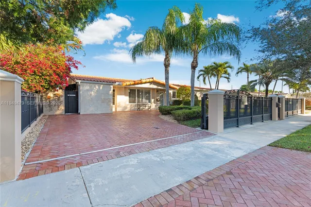 $895,000 | 9461 Southwest 31st Terrace, Miami, FL 33165
