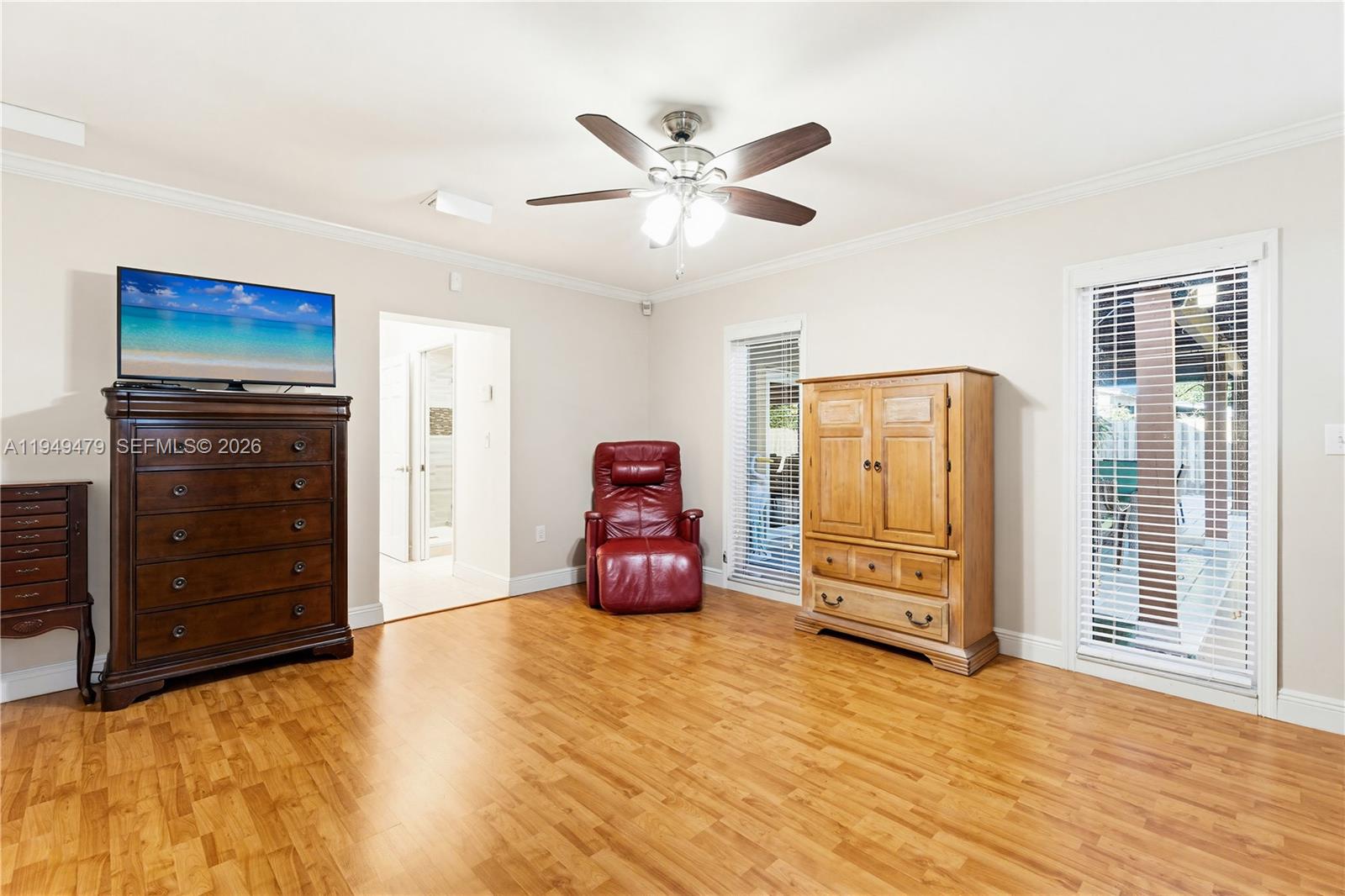 9461 Southwest 31st Terrace Miami, FL 33165 - Photo 21 of 41