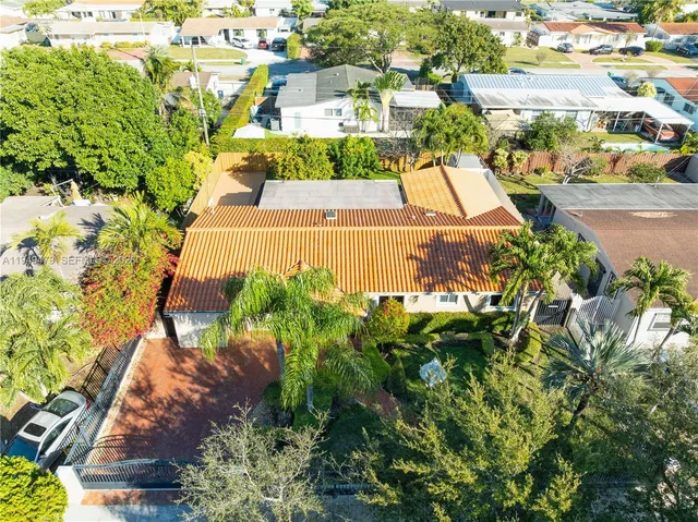 $895,000 | 9461 Southwest 31st Terrace, Miami, FL 33165