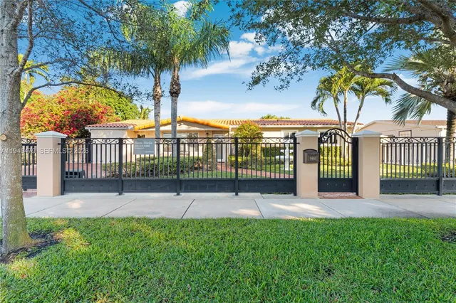 $895,000 | 9461 Southwest 31st Terrace, Miami, FL 33165