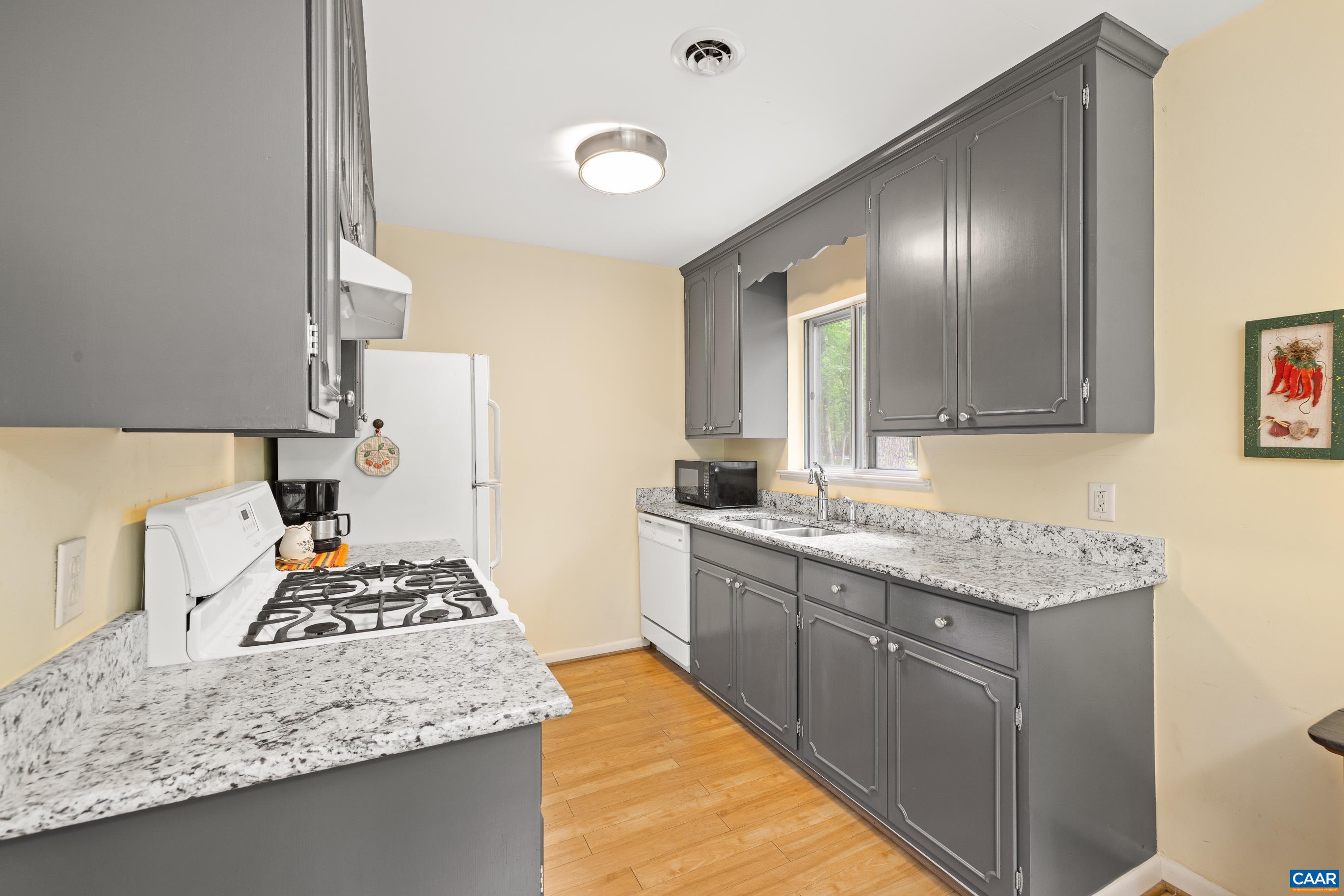 9 Glen Burnie Road Palmyra, VA 22963 - Photo 18 of 45