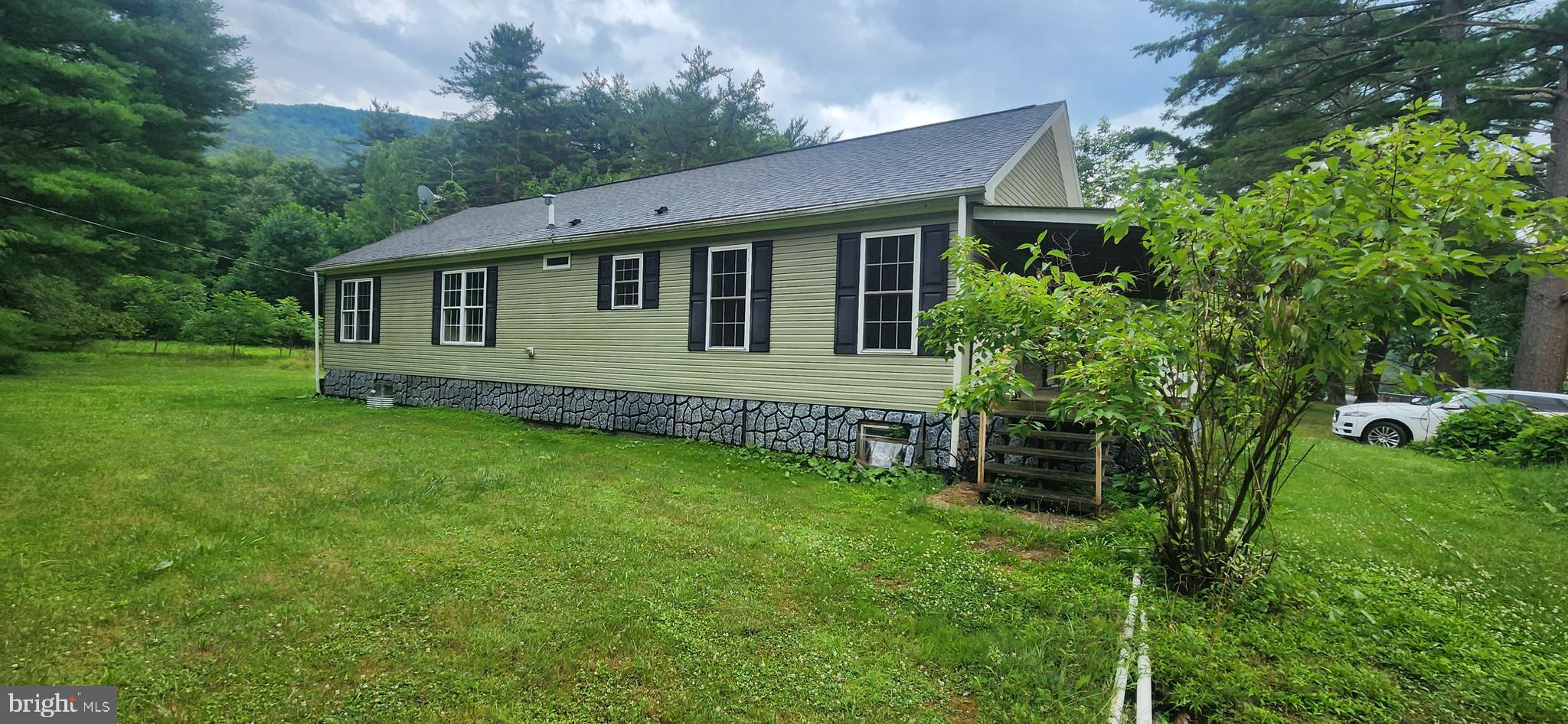 344 Lower Barbours Road Williamsport, PA 17701 - Photo 5 of 38