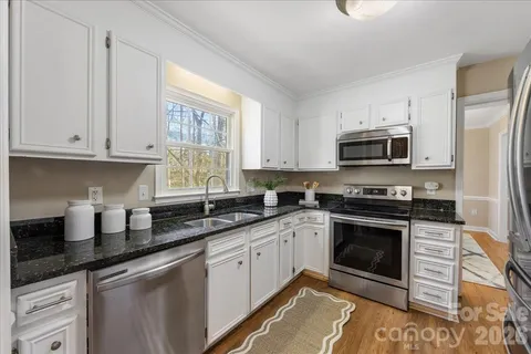 $657,000 | 4025 Old Stone Road, Charlotte, NC 28226