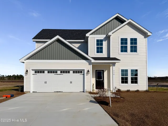 $389,900 | 770 Aria Lane, Hubert, NC 28539