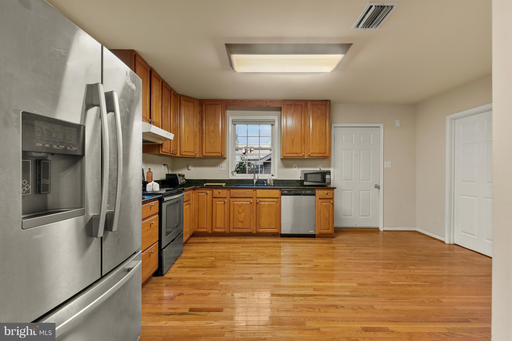 305 Adam Road Frederick, MD 21701 - Photo 14 of 29 Kitchen