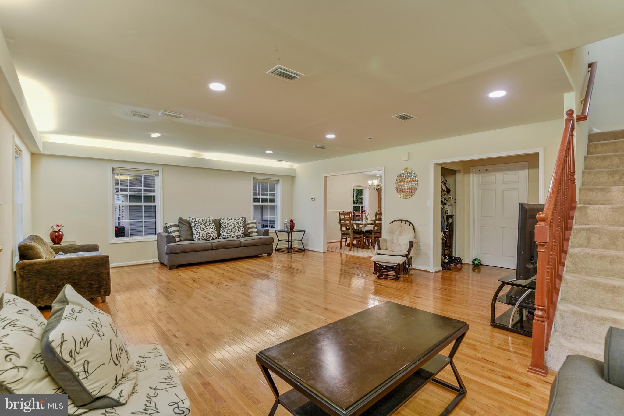 305 Adam Road Frederick, MD 21701 - Photo 8 of 29 Living Room