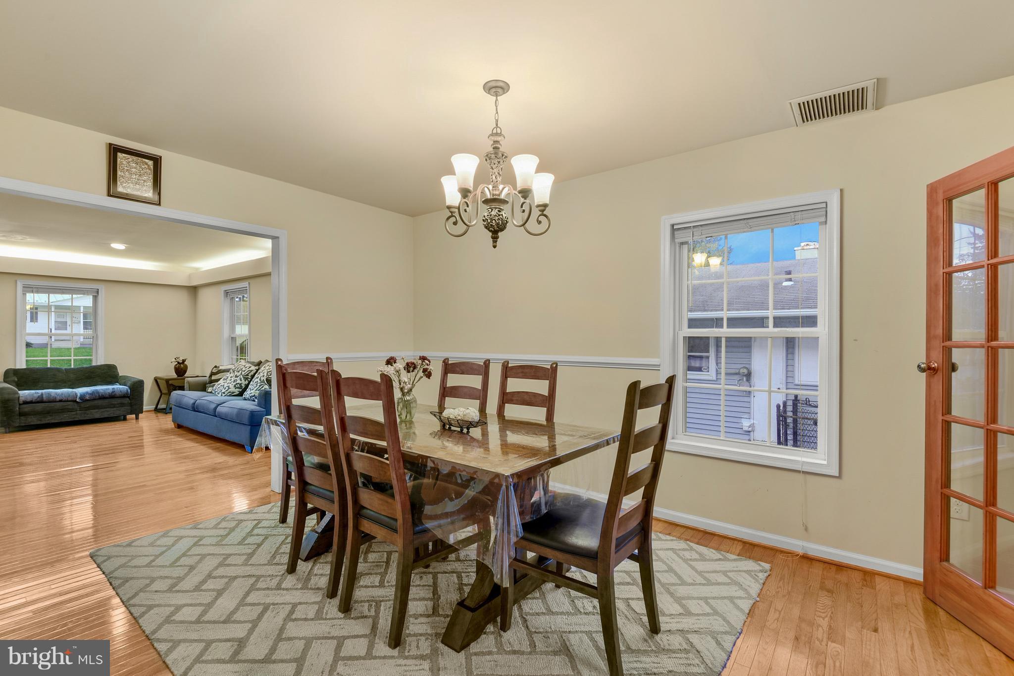 305 Adam Road Frederick, MD 21701 - Photo 9 of 29 Dining Room