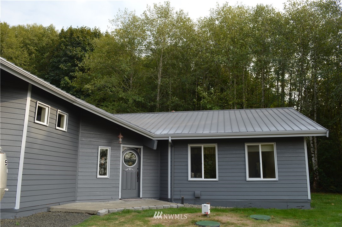 280 Airport Road Raymond, WA 98577 - Photo 1 of 25 Gallery Image 1