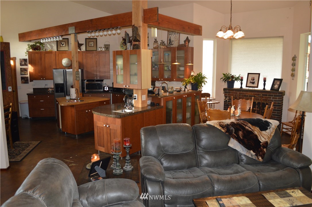 280 Airport Road Raymond, WA 98577 - Photo 5 of 25 Gallery Image 5