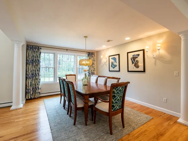 $2,300,000 | 131 South Station Street, Duxbury, MA 02332
