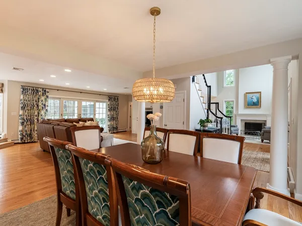 $2,300,000 | 131 South Station Street, Duxbury, MA 02332