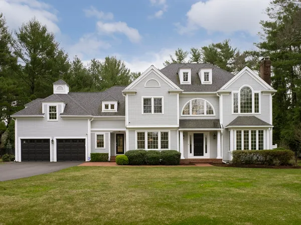 $2,300,000 | 131 South Station Street, Duxbury, MA 02332