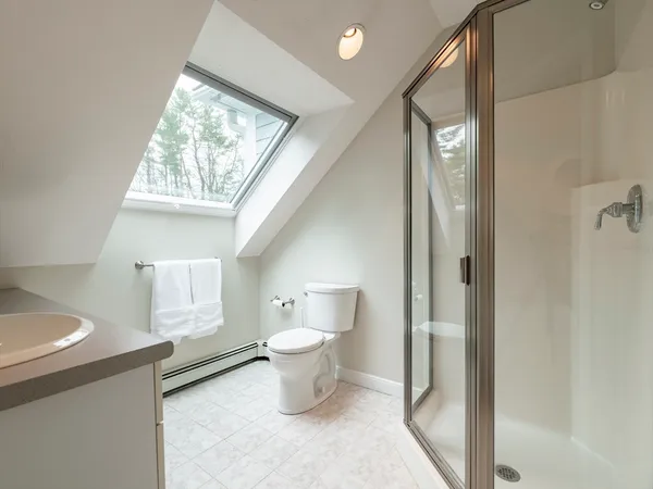 $2,300,000 | 131 South Station Street, Duxbury, MA 02332