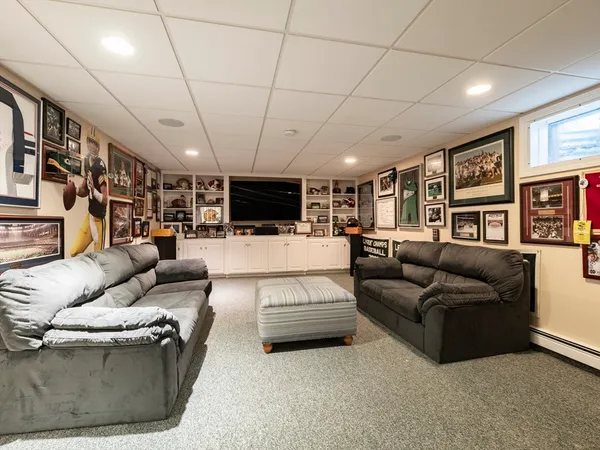 $2,300,000 | 131 South Station Street, Duxbury, MA 02332