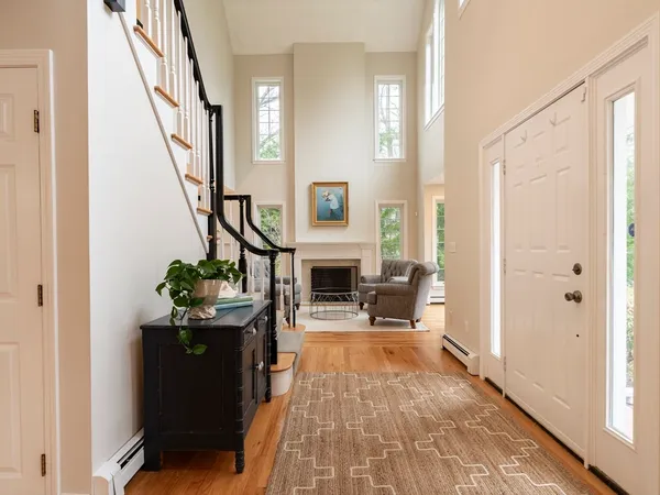 $2,300,000 | 131 South Station Street, Duxbury, MA 02332