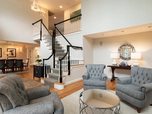$2,300,000 | 131 South Station Street, Duxbury, MA 02332