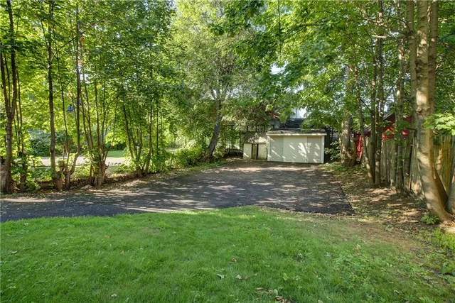 $1,350 | 32 Birch Crescent, Unit 2, Rochester, NY 14607