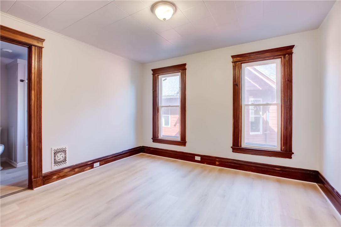 32 Birch Crescent, Unit 2 Rochester, NY 14607 - Photo 2 of 18