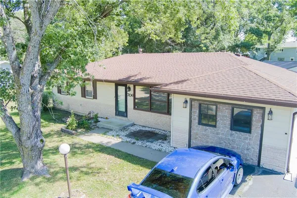 $249,900 | 706 West 16th Street, Maryville, MO 64468