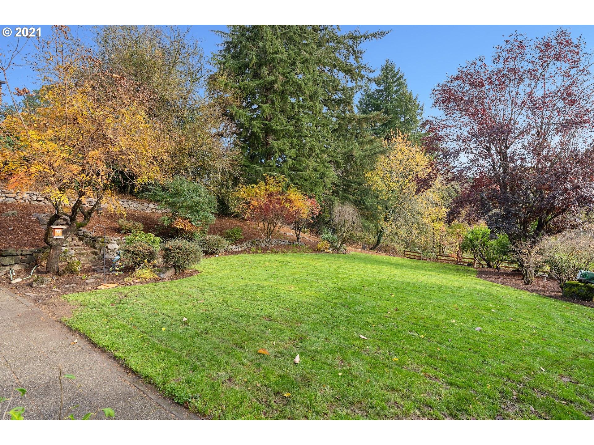 6950 Southeast Deardorff Road Portland, OR 97236 - Photo 22 of 31