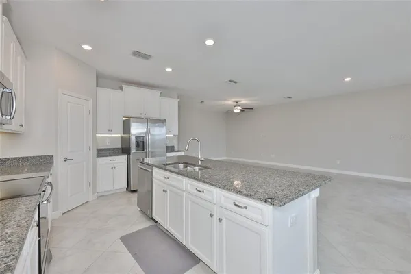 $699,995 | 11454 Freshwater Ridge Drive, Riverview, FL 33569