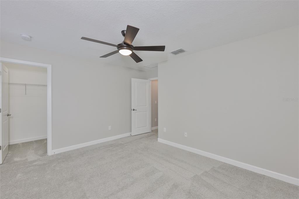 11454 Freshwater Ridge Drive Riverview, FL 33569 - Photo 38 of 65