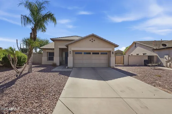 $569,000 | 3571 South Loback Lane, Gilbert, AZ 85297