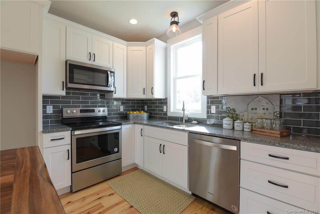 27 Church Road, Unit 16B Asheville, NC 28804 - Photo 14 of 36 Gallery Image 14