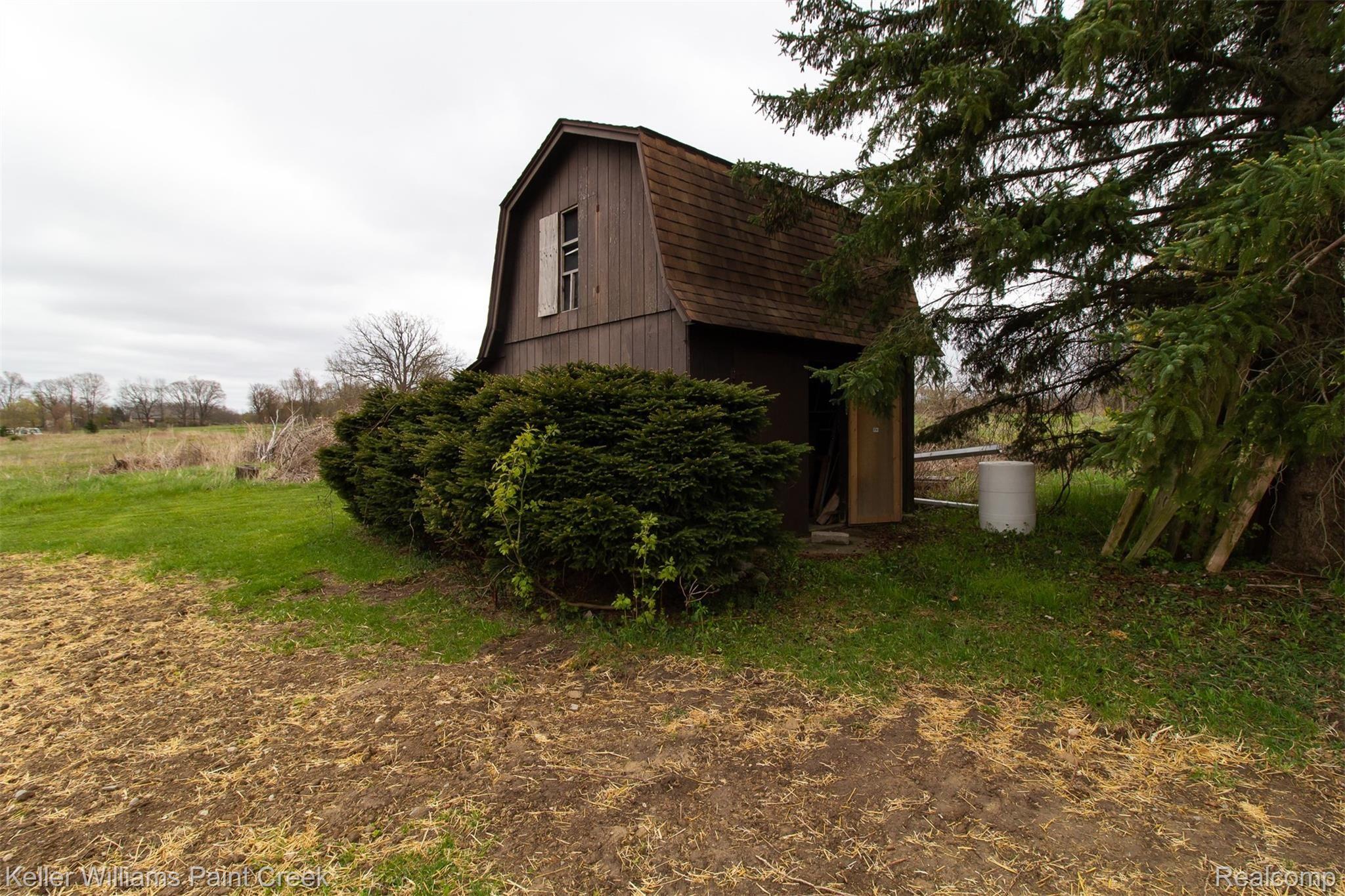 8950 Hickory Ridge Road Holly, MI 48442 - Photo 42 of 49 HickoryRidgeRd_8950_Back_01.jpg