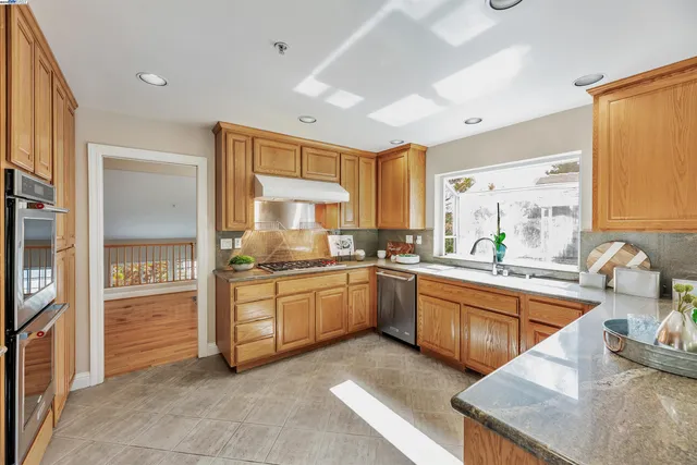 $1,599,000 | 1169 Sunrise Ridge Drive, Lafayette, CA 94549