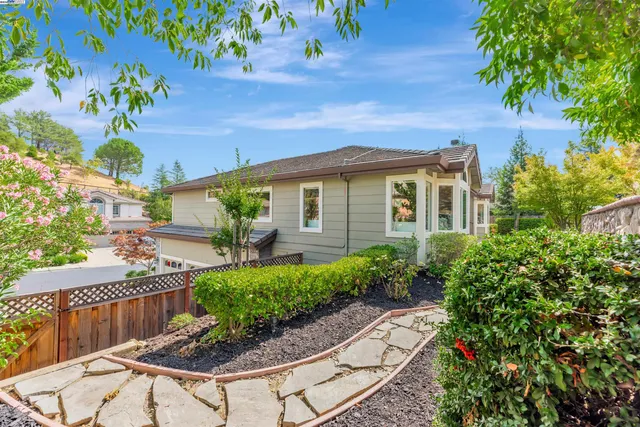 $1,599,000 | 1169 Sunrise Ridge Drive, Lafayette, CA 94549