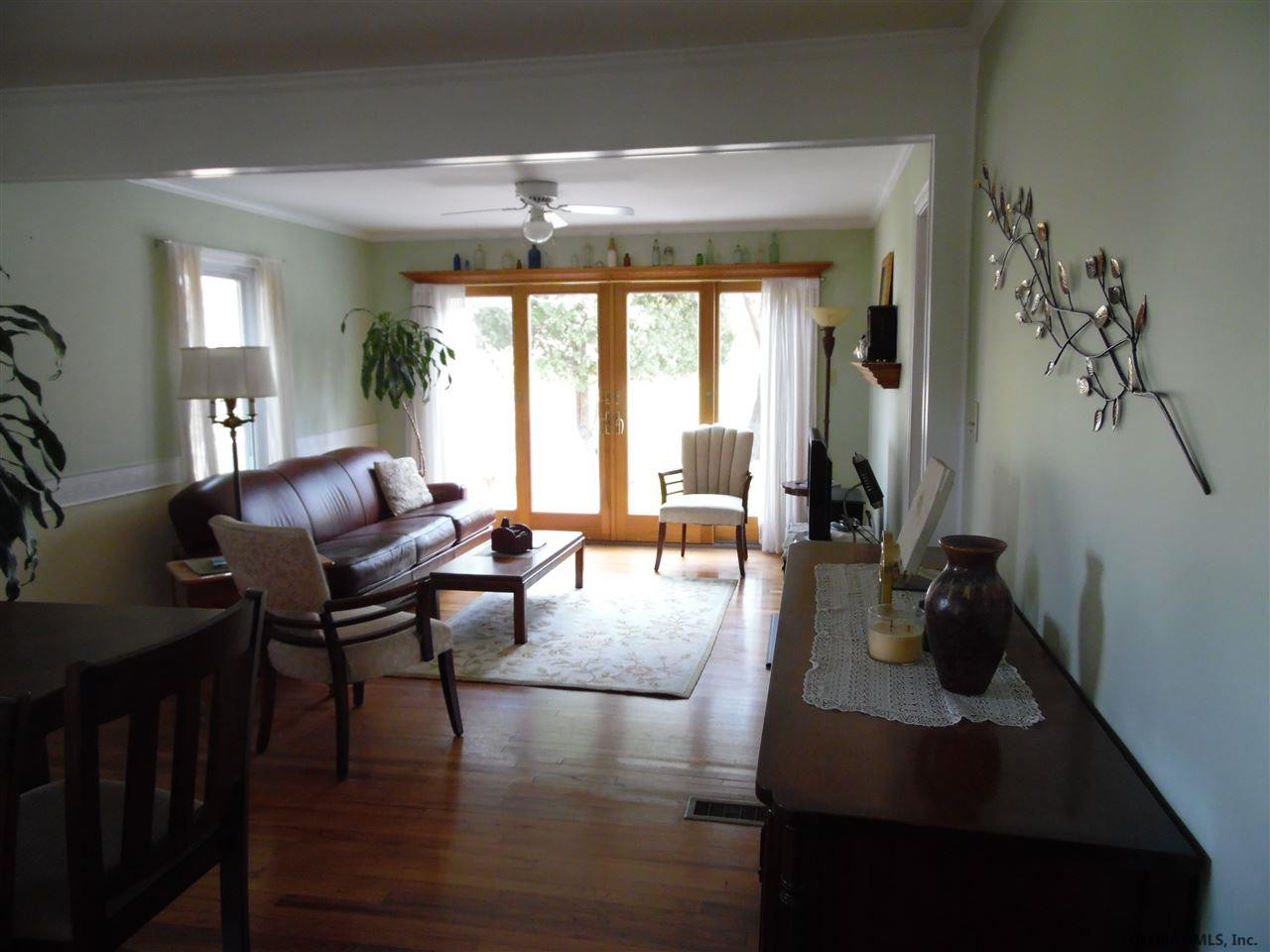 13 Plant Road Halfmoon, NY 12065 - Photo 8 of 25 Photo 8